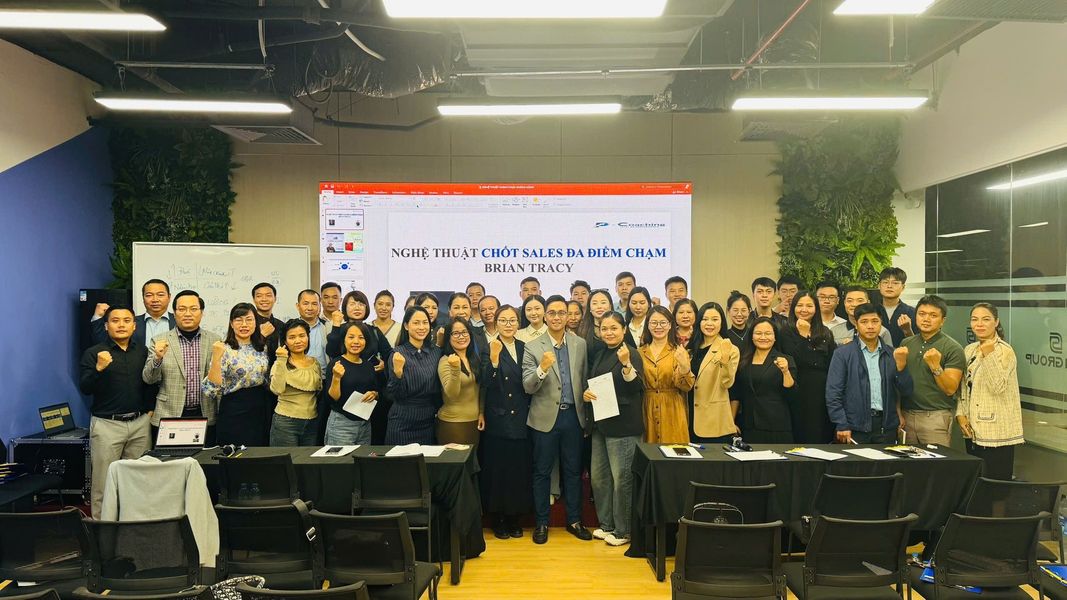 Coach Nguyễn Bá Quốc — Founder DISC Radar™
